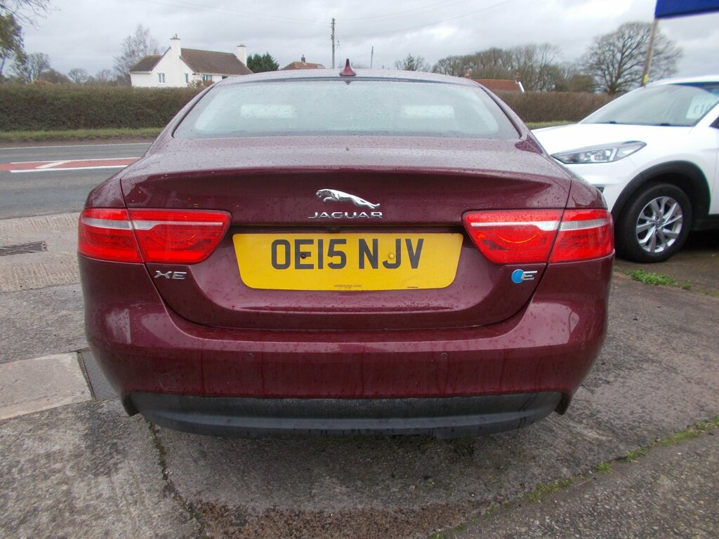 Jaguar XE 2.0D Portfolio Saloon Euro 6 Ss OE15NJV Red #5