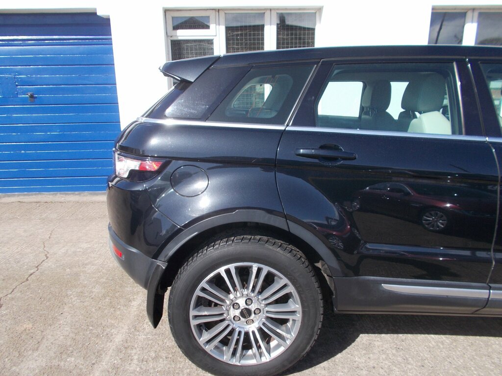 Land Rover Range Rover Evoque 2.2 Sd4 Prestige Suv 4Wd Euro 5 1 BK61XCF Black #4