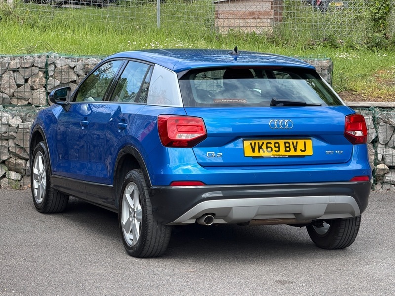 Audi Q2 1.6 Tdi 30 Sport VK69BVJ Blue #4