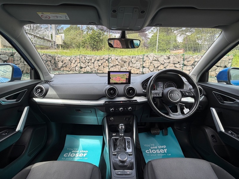 Audi Q2 1.6 Tdi 30 Sport VK69BVJ Blue #5