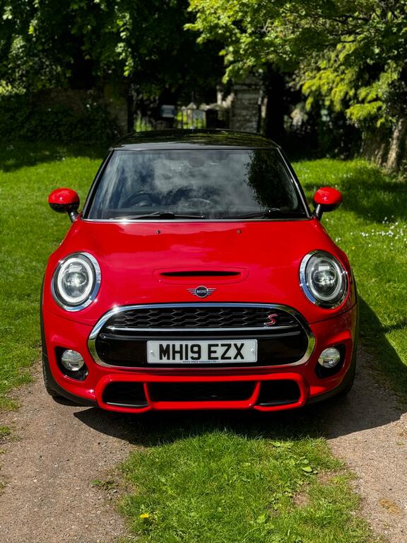 Mini Hatch 2.0 Cooper S Sport Euro 6 Ss MH19EZX Red #2