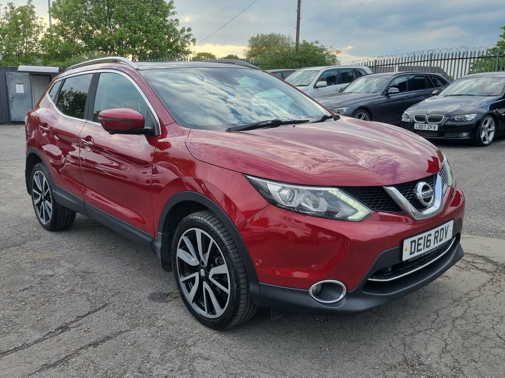 Nissan Qashqai 1.5 Dci Tekna Suv 2Wd Euro 6 S Red