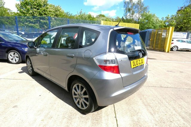 Honda Jazz 2010 1.4 I-vtec Si Hatchback Eur DL10ZJU Silver #6