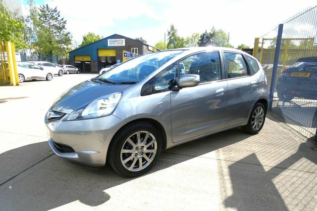 Honda Jazz 2010 1.4 I-vtec Si Hatchback Eur DL10ZJU Silver #3