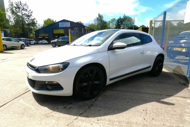 Volkswagen Scirocco 2009 2.0 Tsi Gt Hatchback Euro 4 White #3