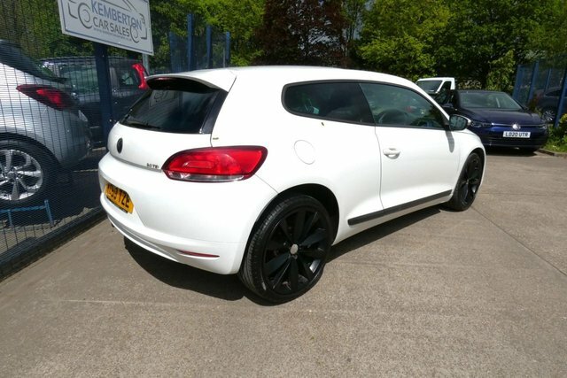Volkswagen Scirocco 2009 2.0 Tsi Gt Hatchback Euro 4 White #5