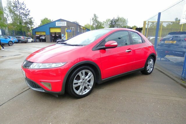 Honda Civic 2011 1.8 I-vtec Es-t Hatchback Red #3