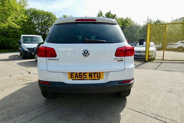 Volkswagen Tiguan 2015 2.0 Tdi Bluemotion Tech Match Edition Suv EA65NTU White #6
