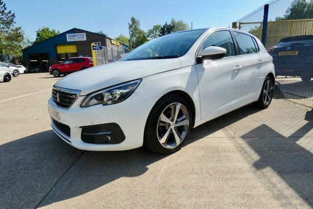 Peugeot 308 2018 1.5 Bluehdi Allure Hatchback Manua WU18UWD White #3