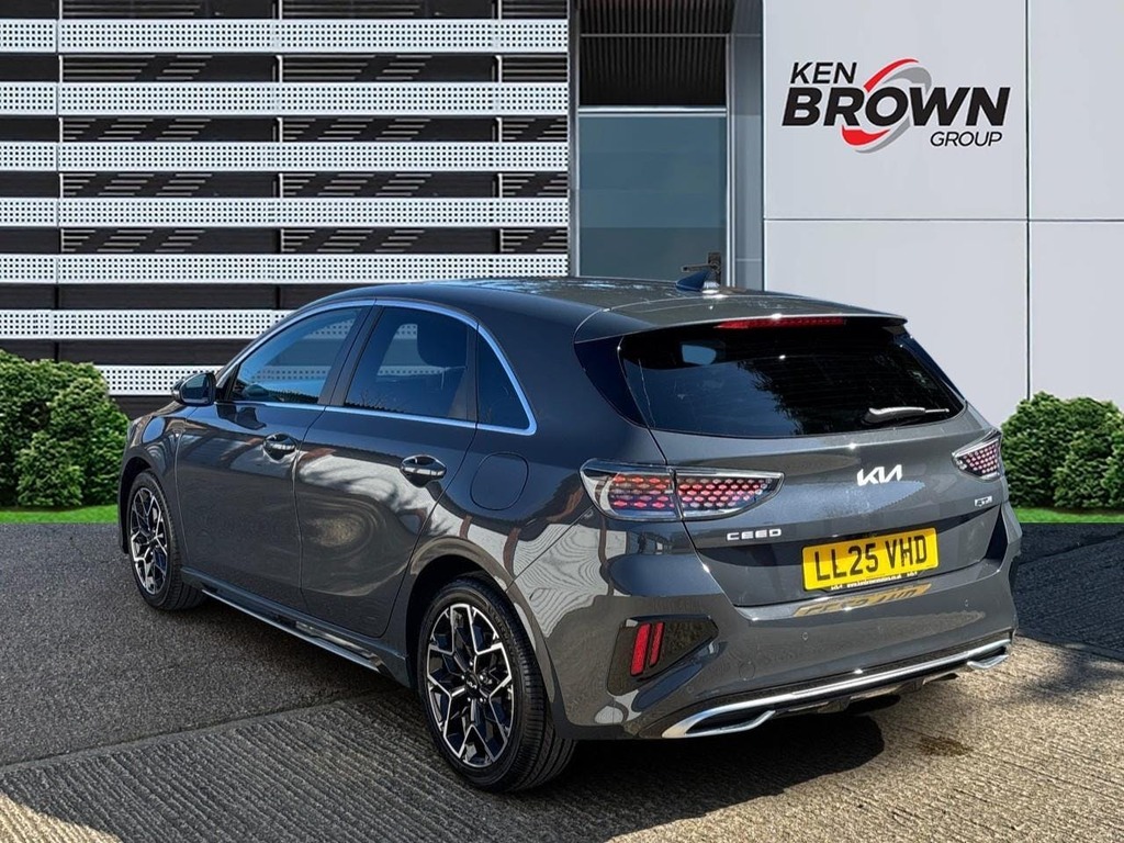 Kia Ceed 1.5 T Gdi Gt Line Hatchback Dct LL25VHD Grey #2