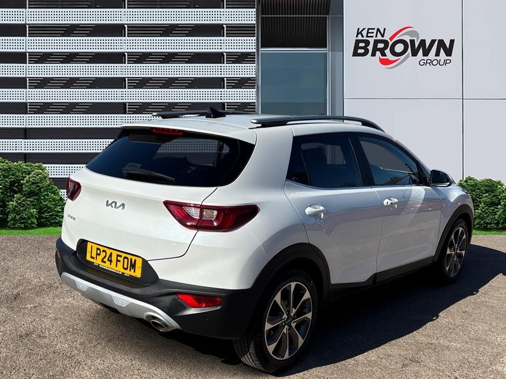 Kia Stonic 1.0 T Gdi Mhev 3 Suv Hybrid Dct LP24FOM White #6