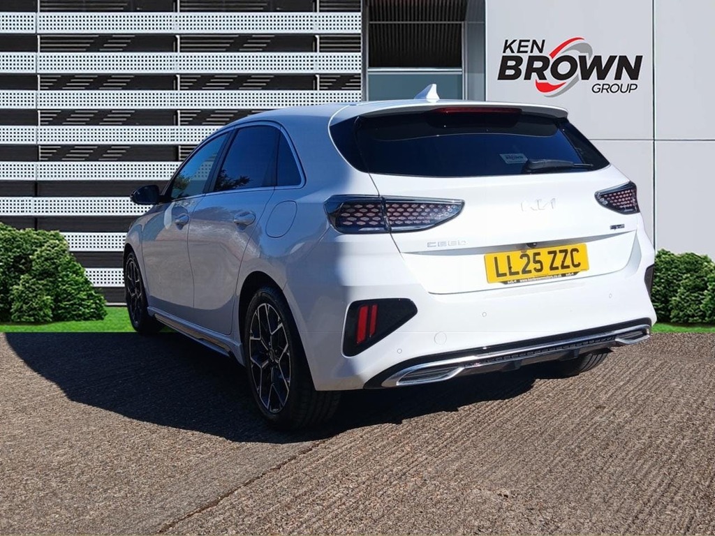 Kia Ceed 1.5 T Gdi Gt Line Hatchback Dct LL25ZZC Grey #2