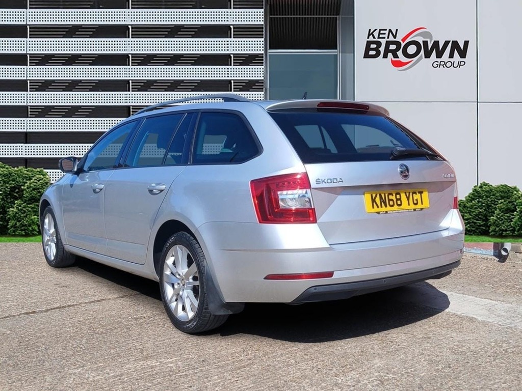 Skoda Octavia 1.5 Tsi Gpf Act Se L Estate Dsg Silver #2