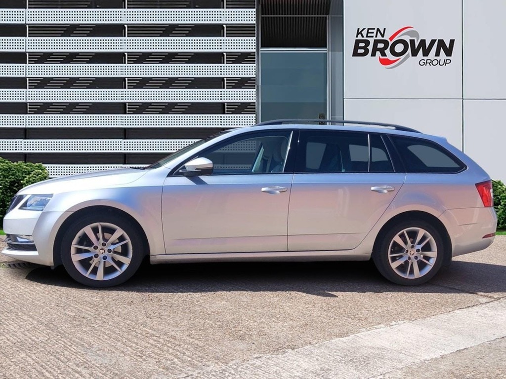 Skoda Octavia 1.5 Tsi Gpf Act Se L Estate Dsg Silver #3