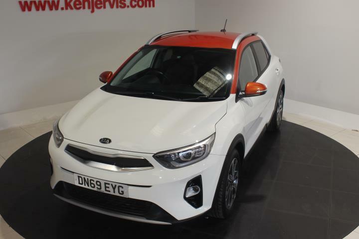Kia Stonic 1.0 T-gdi Mixx Suv Euro 6 Ss DN69EYG White #2
