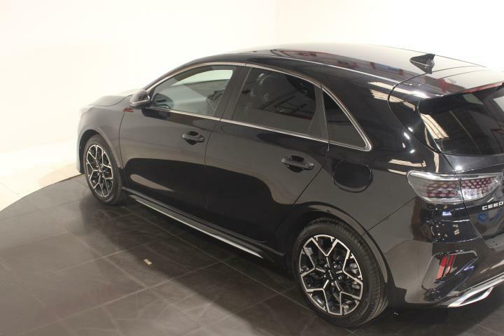 Kia Ceed 1.5 T-gdi Gt-line Hatchback Dct Euro 6 WJ25EWR Black #4