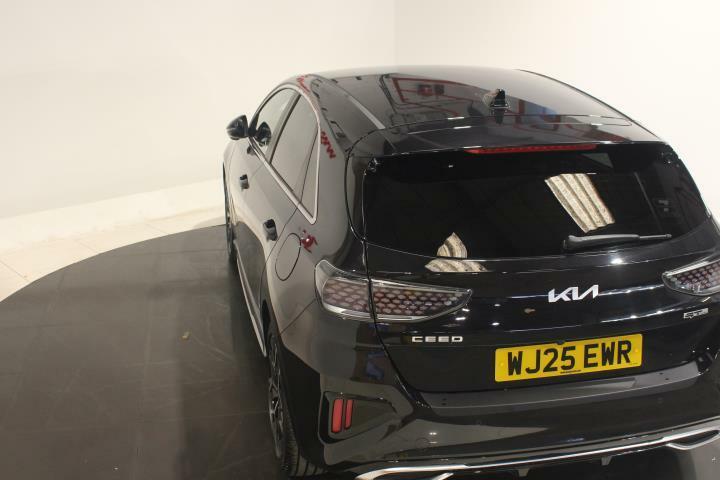 Kia Ceed 1.5 T-gdi Gt-line Hatchback Dct Euro 6 WJ25EWR Black #5