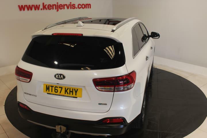 Kia Sorento 2.2 Crdi Kx-4 Suv Awd Euro 6 197 MT67KHY White #6