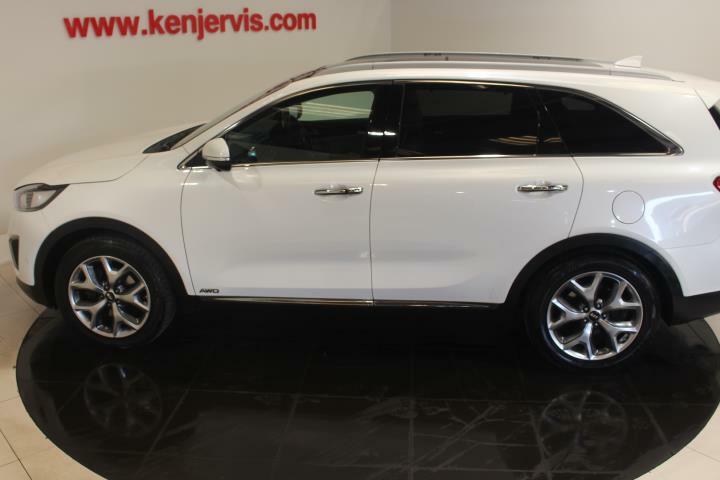 Kia Sorento 2.2 Crdi Kx-4 Suv Awd Euro 6 197 MT67KHY White #3