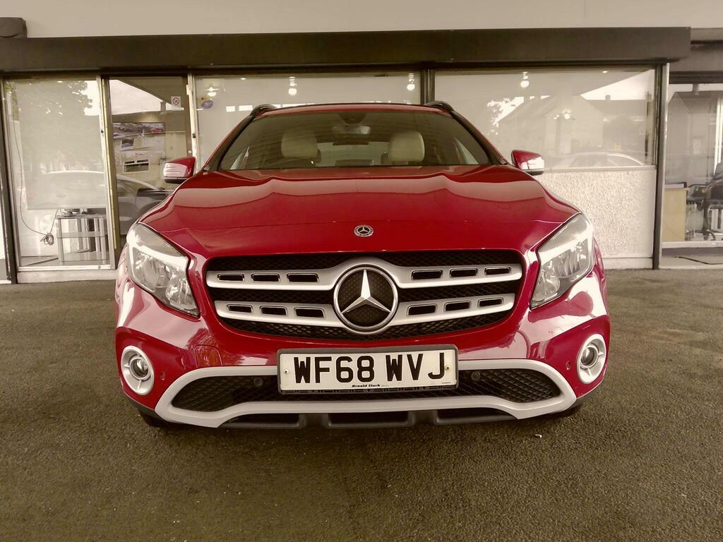 Mercedes-Benz GLA Class 1.6 Gla200 Se Executive Euro 6 S S WF68WVJ Red #3
