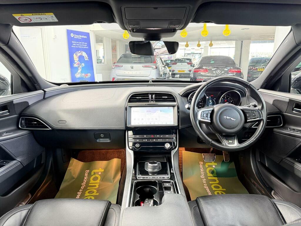 Jaguar XE 2.0I Gpf R-sport Euro 6 Ss 4Dr, PE68VZS Black #2