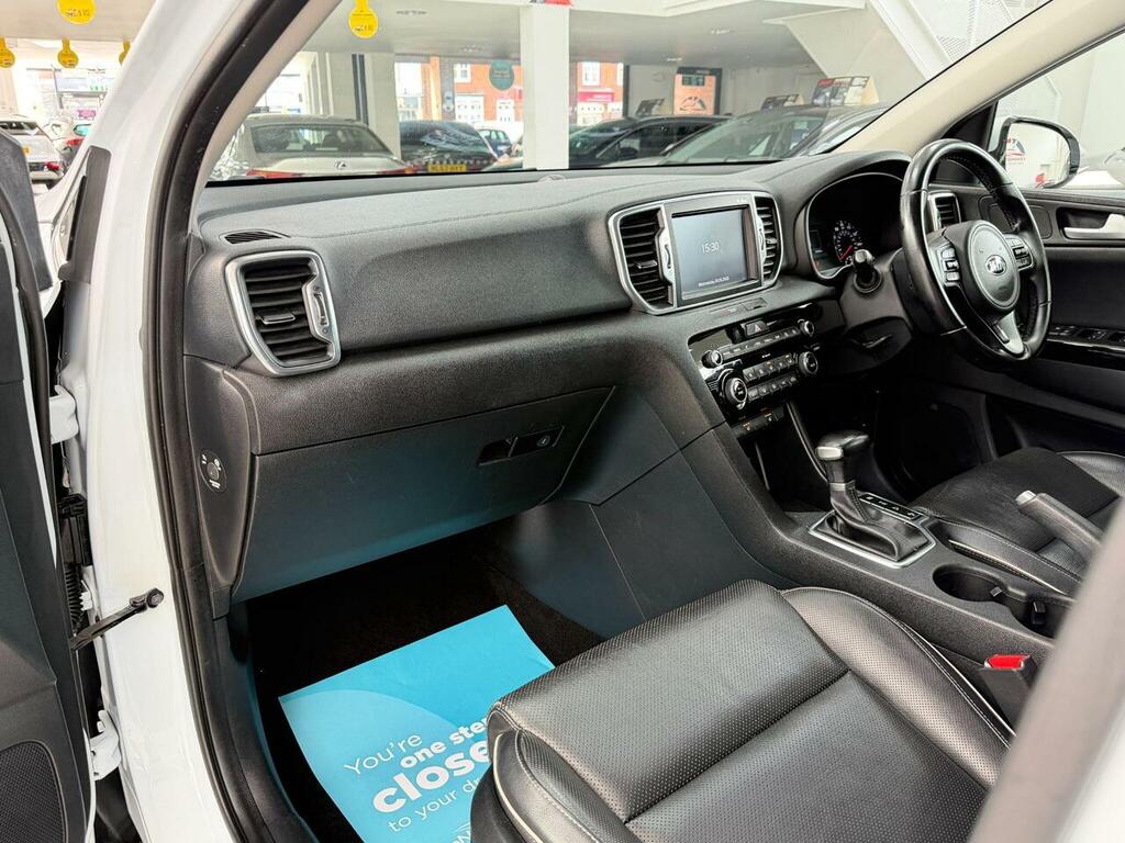 Kia Sportage 2.0 Crdi Kx-3 Awd Euro 6 White #2