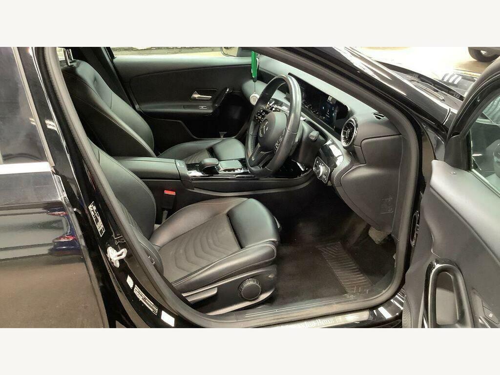 Mercedes-Benz A Class 1.5 A180d Se 7G-dct Euro 6 Ss MT69ZCZ Black #6