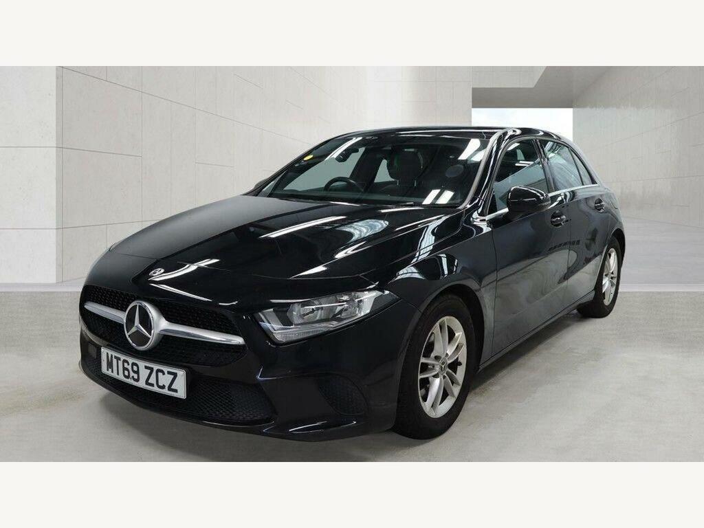 Mercedes-Benz A Class 1.5 A180d Se 7G-dct Euro 6 Ss Black