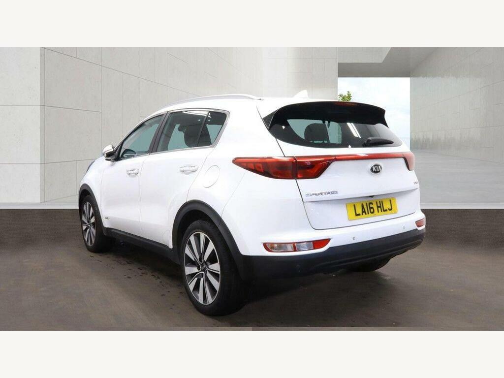 Kia Sportage 2.0 Crdi Kx-3 Awd Euro 6 White #2