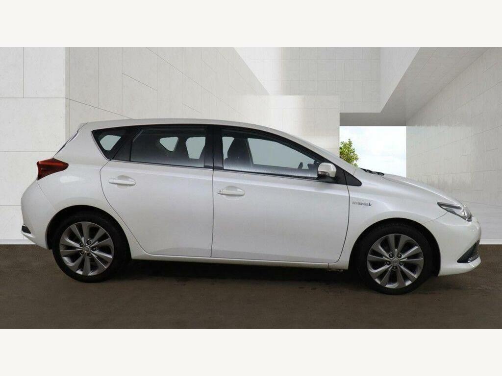 Toyota Auris 1.8 Vvt-h Business Edition Cvt Euro 6 Ss S SC17OTD White #5