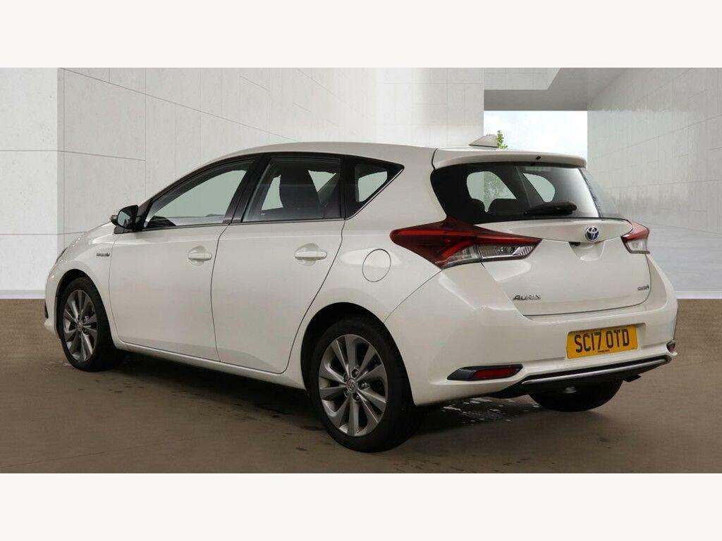 Toyota Auris 1.8 Vvt-h Business Edition Cvt Euro 6 Ss S SC17OTD White #3