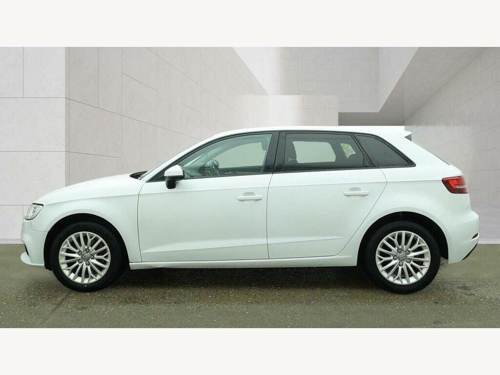 Audi A3 2.0 Tdi Se Technik Sportback S Tronic 6Spd Eu LV66HJG White #3