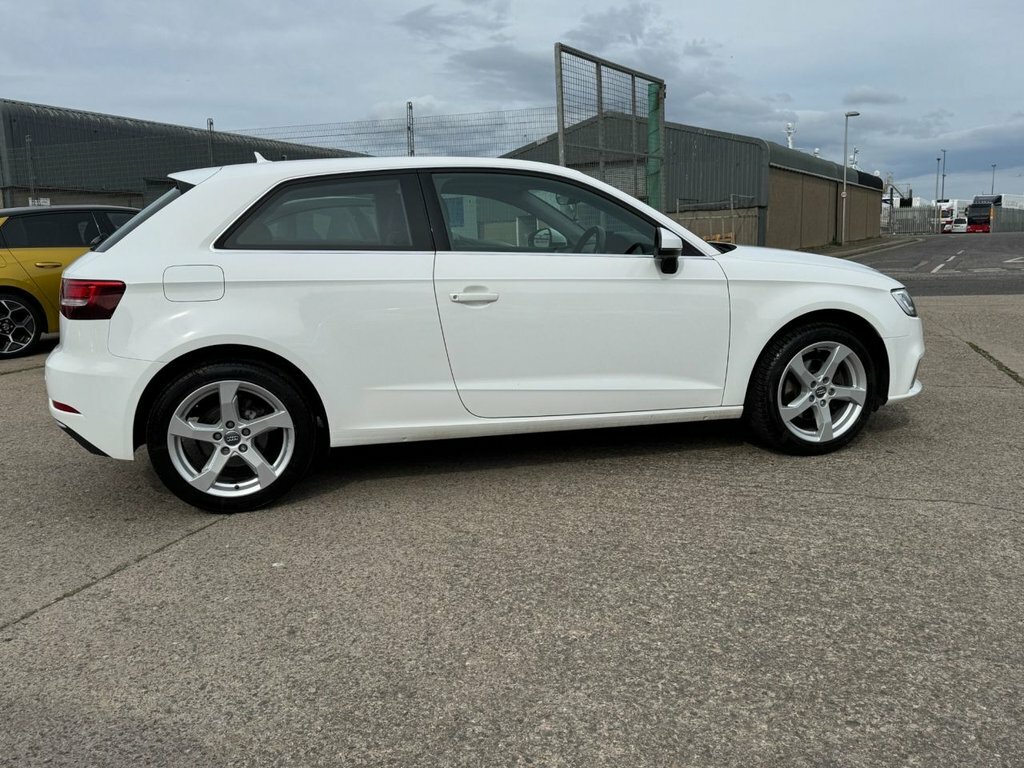 Audi A3 1L Sport MT66WEA White #5