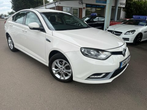MG MG6 Hatchback 1.9 White #10