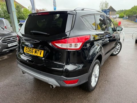 Ford Kuga 2.0 Tdci Titanium EO66MTV #5