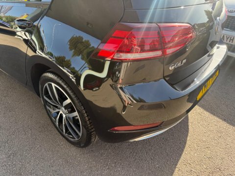 Volkswagen Golf 1.6 Tdi Bluemotion YM17HHO  #4
