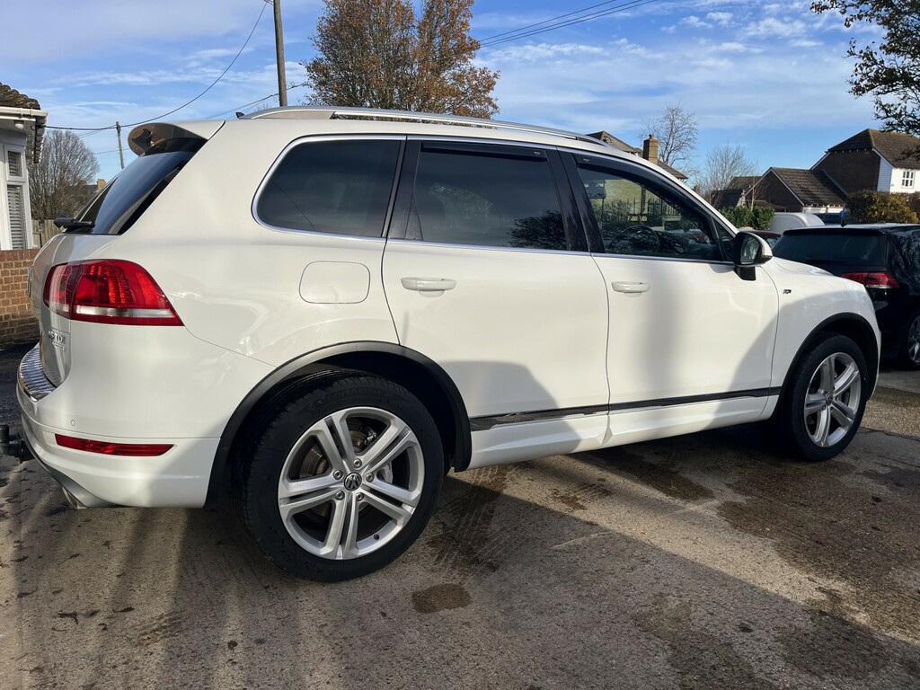 Volkswagen Touareg 3.0 Tdi V6 Bluemotion Tech R-line 201464 DG64HFE White #5