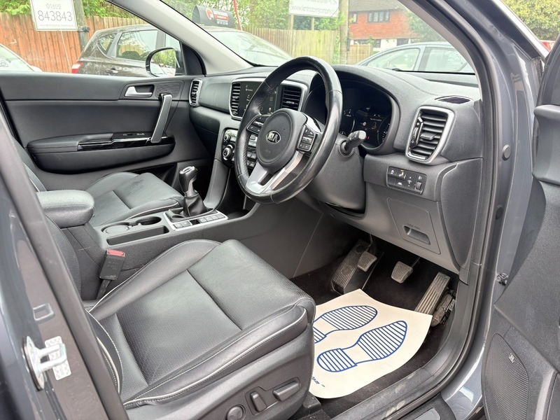 Kia  2 1.25 83Bhp White #9