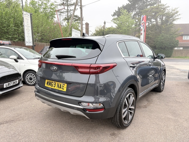 Kia  2 1.25 83Bhp White #6