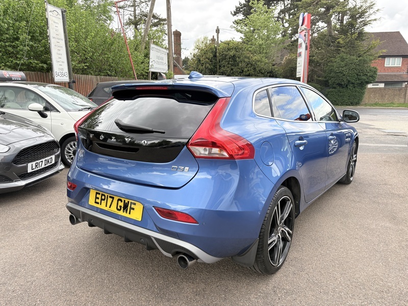 Volvo V40 D3 R-design Pro EP17GWF Blue #6