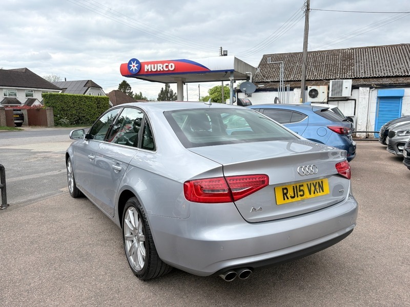 Audi A4 Tdi Se Technik RJ15VXN Silver #5