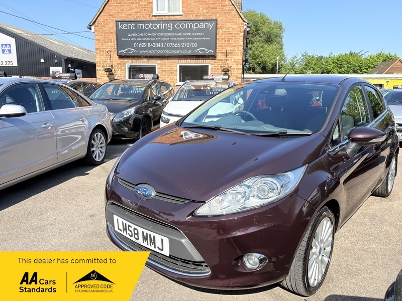 Ford Fiesta Titanium Tdci Red