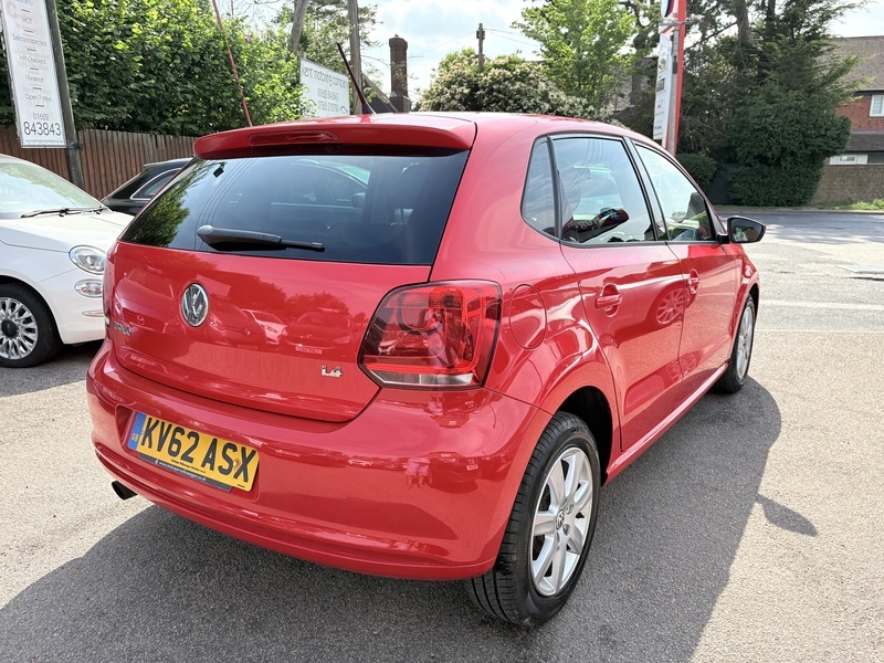 Volkswagen Polo Match Red #6