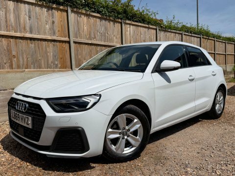 Audi A1 1.0 A1 Sportback LB69HVZ White