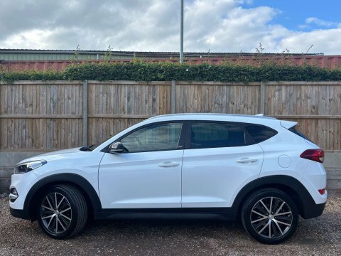 Hyundai Tucson 1.7 Tucson Go GL18VDM White #6