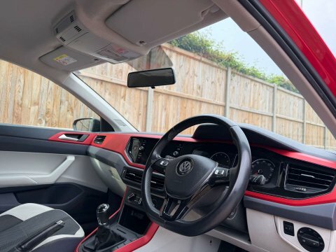 Volkswagen Polo 1.0 Polo Beats GK20MOU Red #3
