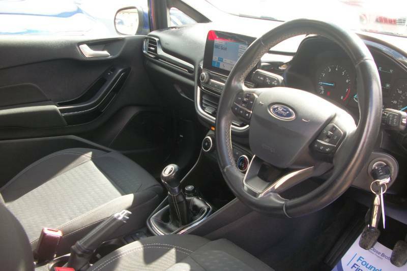 Ford Fiesta 1.1 Zetec - 2017 67 SL67TSU Blue #3