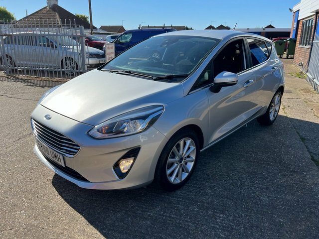 Ford Fiesta 1.0T Ecoboost Titanium Hatchback EY68UMH Silver #3