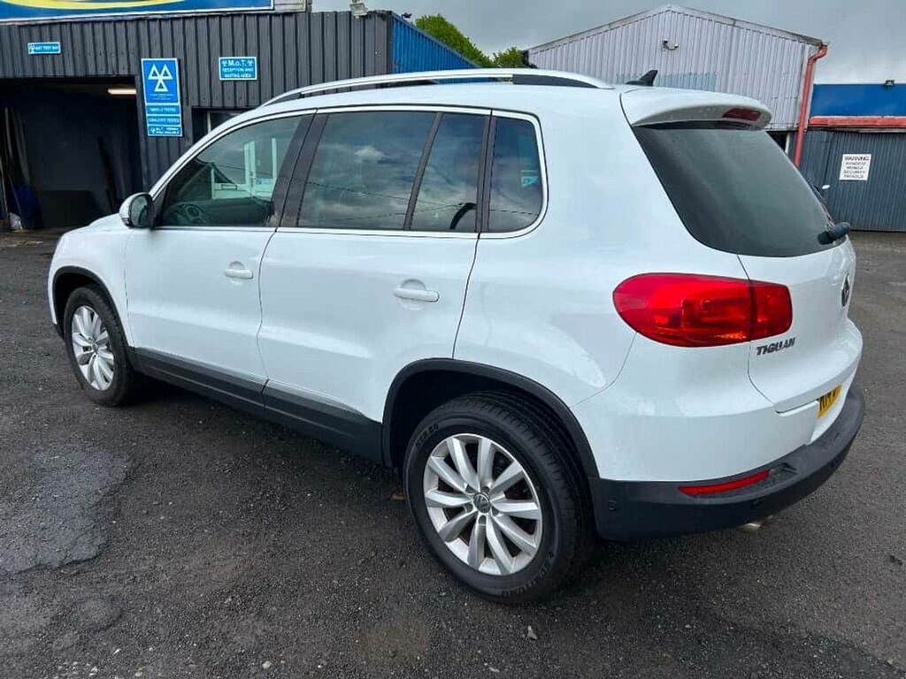 Volkswagen Tiguan Sold WR14DPN White #4