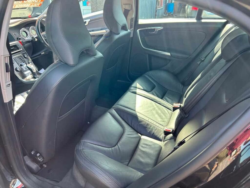 Volvo S60 2.4 D5 R-design Nav White #11